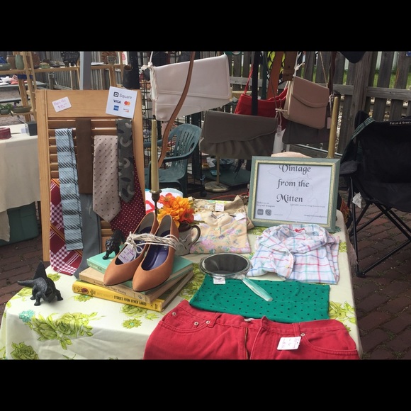 Vintage From the Mitten + You = 🌈💜 - Picture 7 of 8